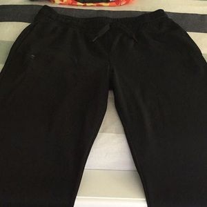 Women’s UA pants